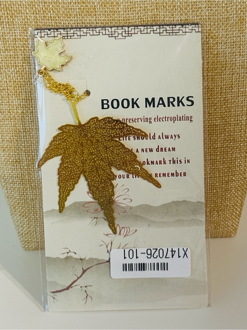 Fashion Jewelry Gold Leaf Bookmark with Maple Charm